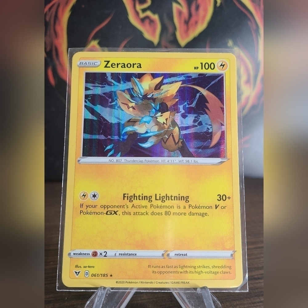 Pokemon TCG Vivid Voltage Zeraora 61/185  Holo Rare  Near Mint